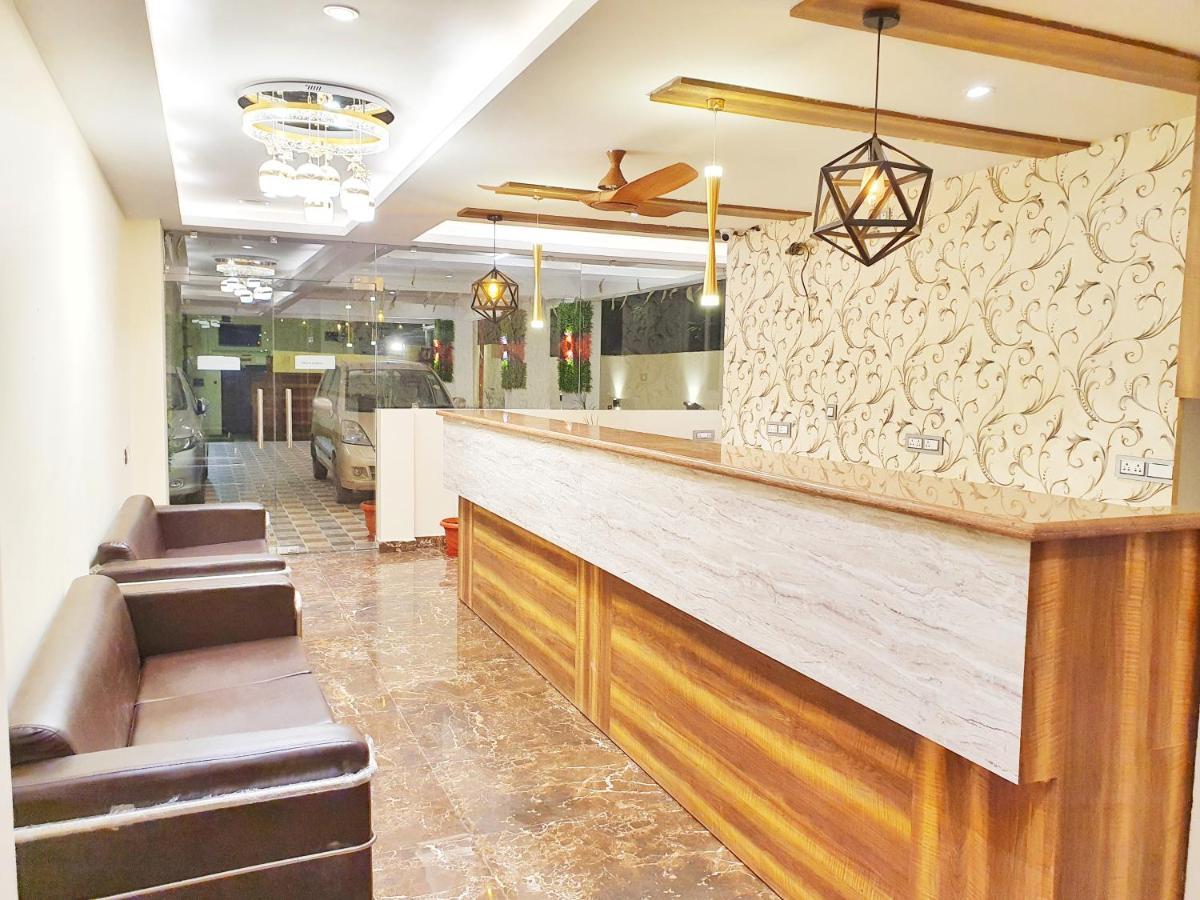 The Park Residency Hotell Dehradun Eksteriør bilde