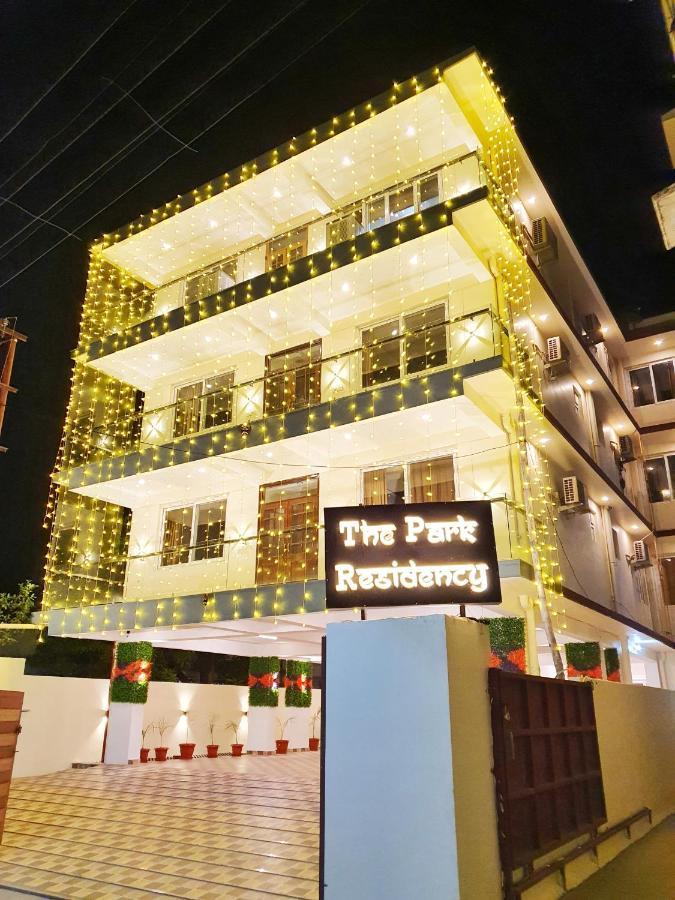 The Park Residency Hotell Dehradun Eksteriør bilde