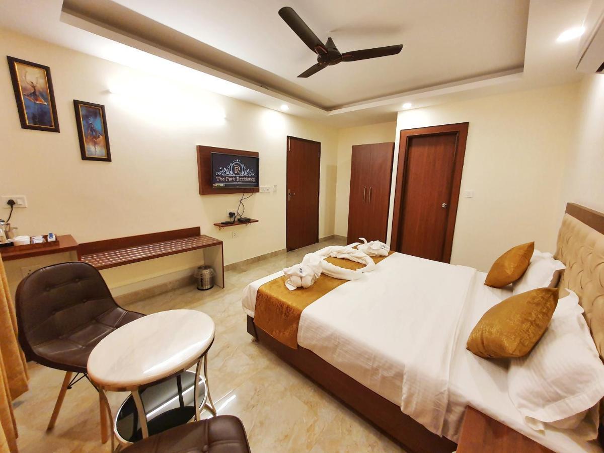 The Park Residency Hotell Dehradun Eksteriør bilde