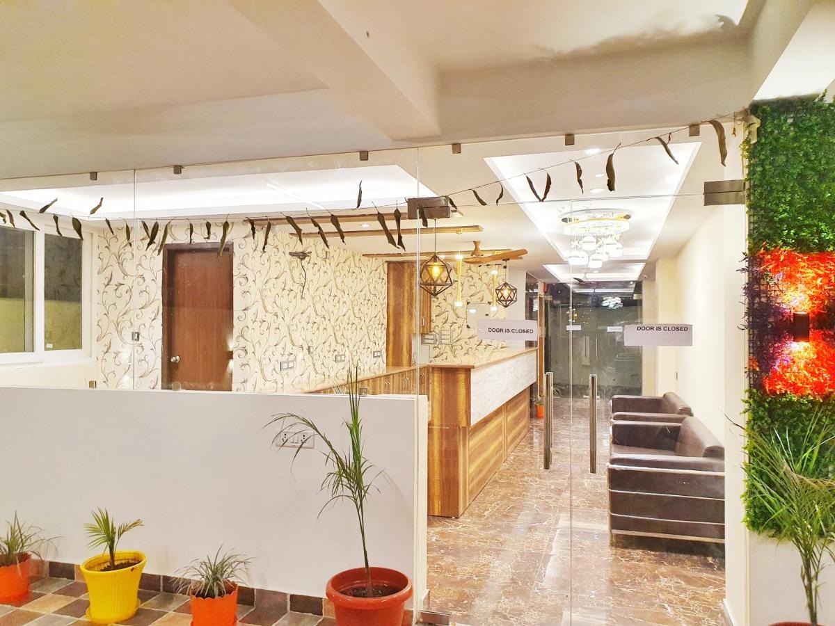 The Park Residency Hotell Dehradun Eksteriør bilde