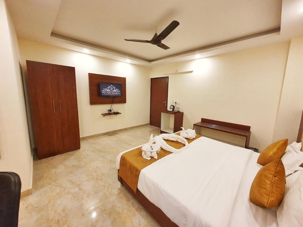 The Park Residency Hotell Dehradun Eksteriør bilde