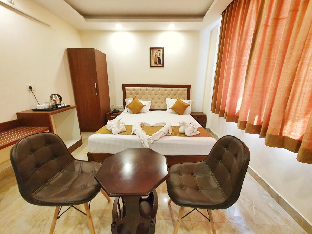 The Park Residency Hotell Dehradun Eksteriør bilde