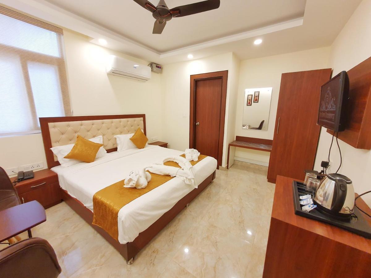 The Park Residency Hotell Dehradun Eksteriør bilde
